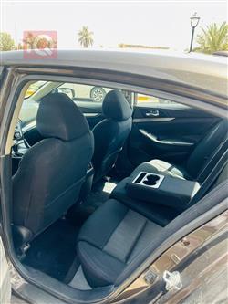 Nissan Maxima
